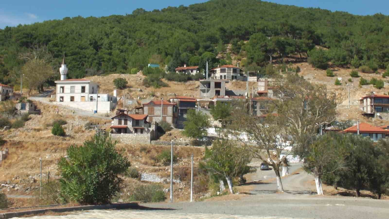 Terk Edilen Kavurmacılar Köyü Yeniden Canlanıyor