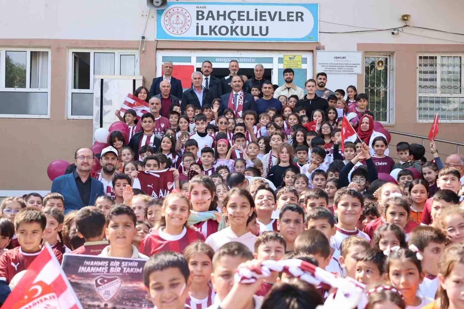 Bahçelievler İlkokulu'nda Elazığspor Heyecanı