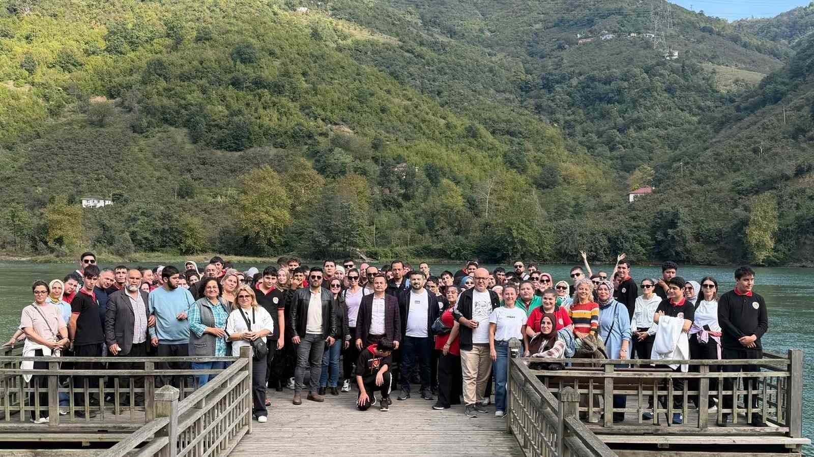 Özel Öğrenciler Ayvacık'ın Doğasında Sosyalleşti