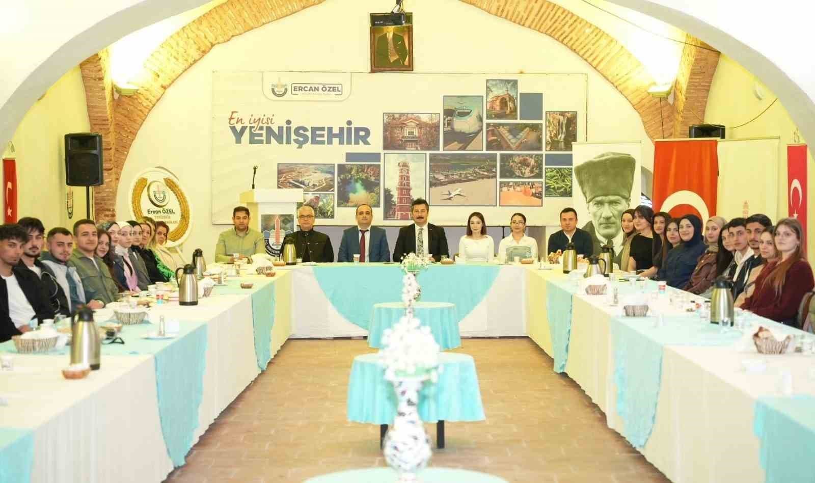Yenişehir'de Öğrenci Yurdu Sorunu İçin Belediye Devreye Girdi