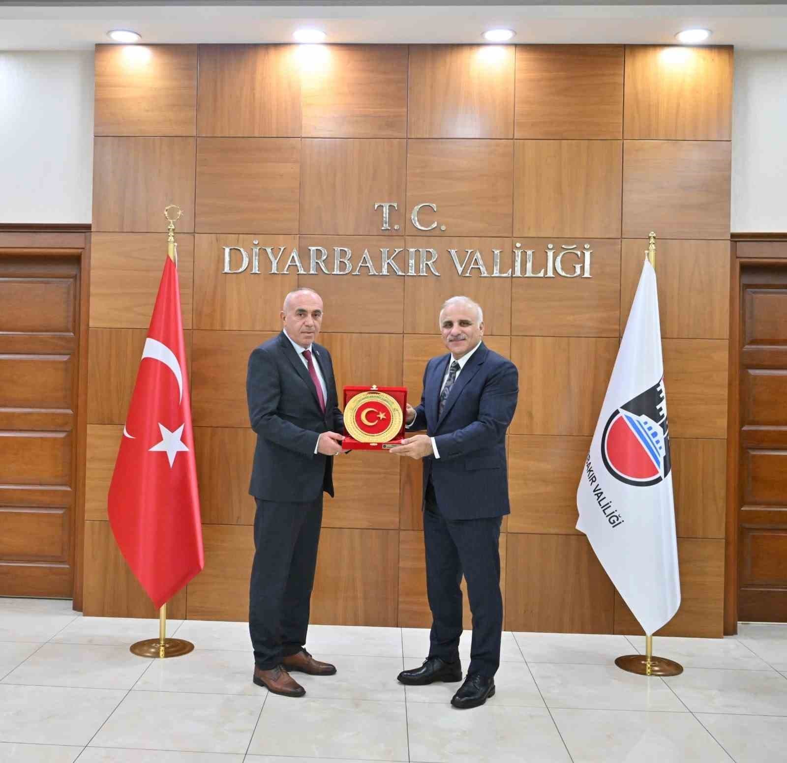 EMŞAV Heyetinden Vali Zorluoğlu ve Emniyet Müdürü Mutlu'ya Ziyaret