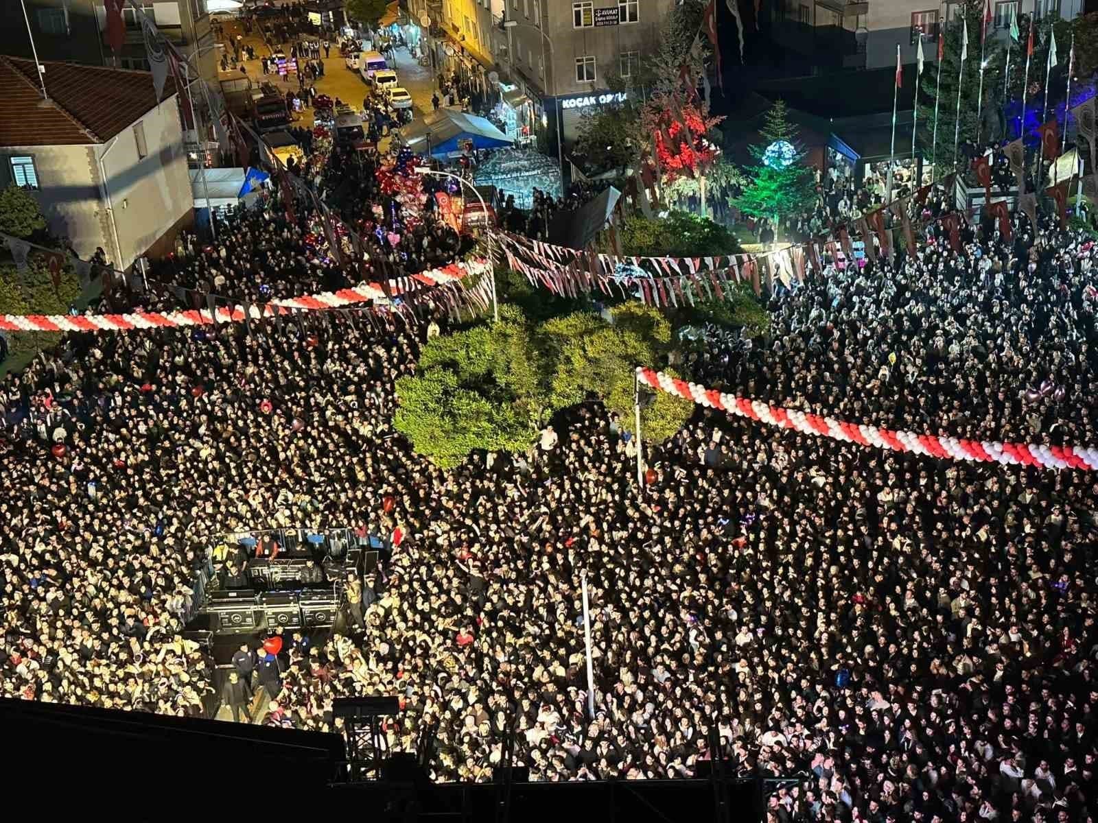 Kaman Ceviz Festivali'nde Ece Seçkin ve Poizi Rüzgarı