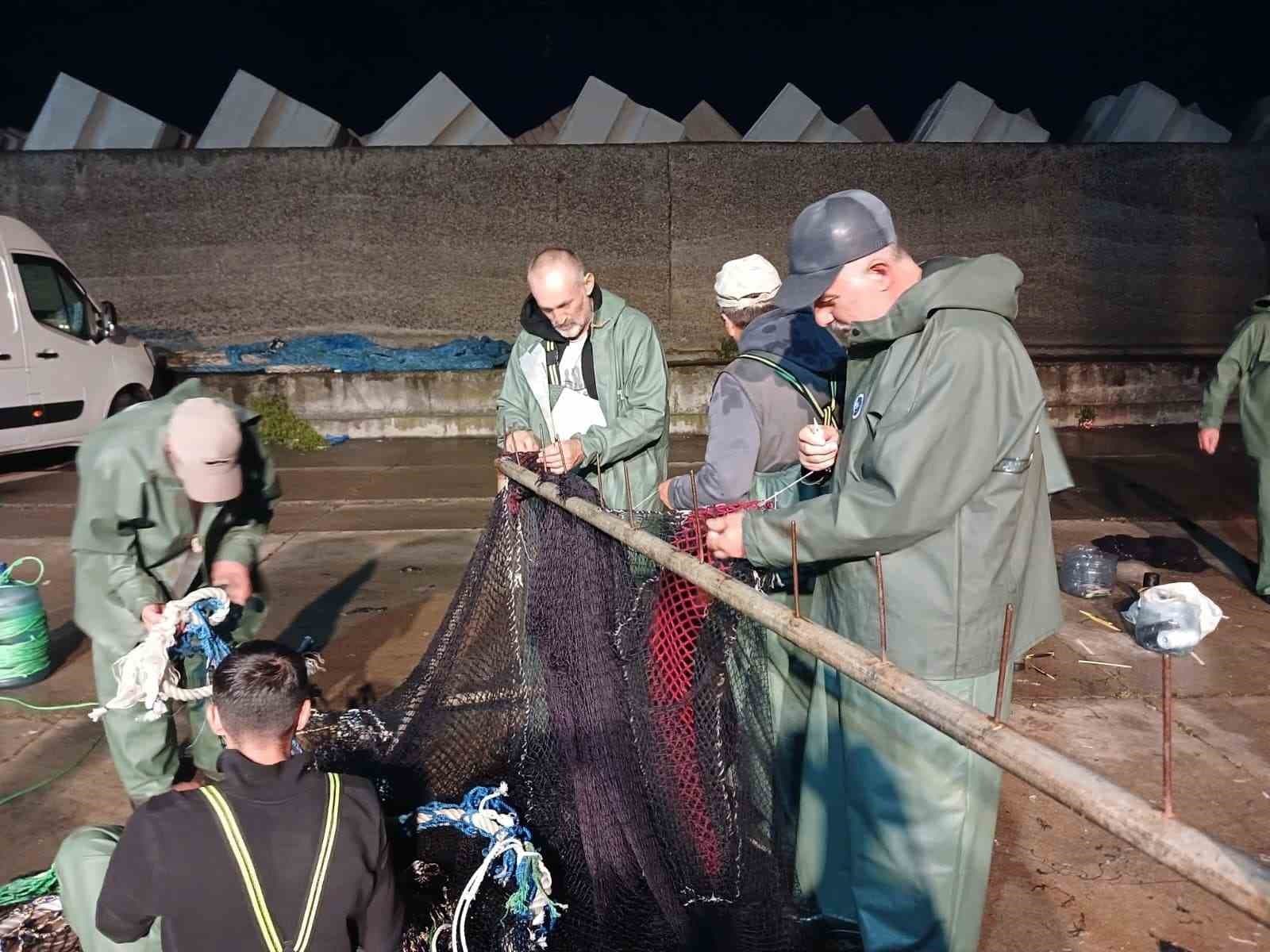 Karadeniz'de Palamut Bolluğu Ağları Yırttı