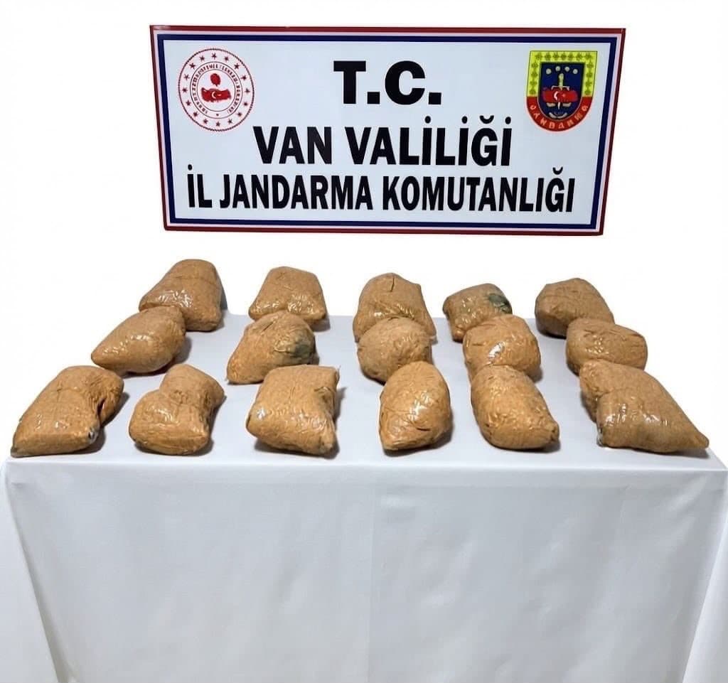 Van'da Operasyon: 22 Kilogramdan Fazla Toz Esrar Yakalandı