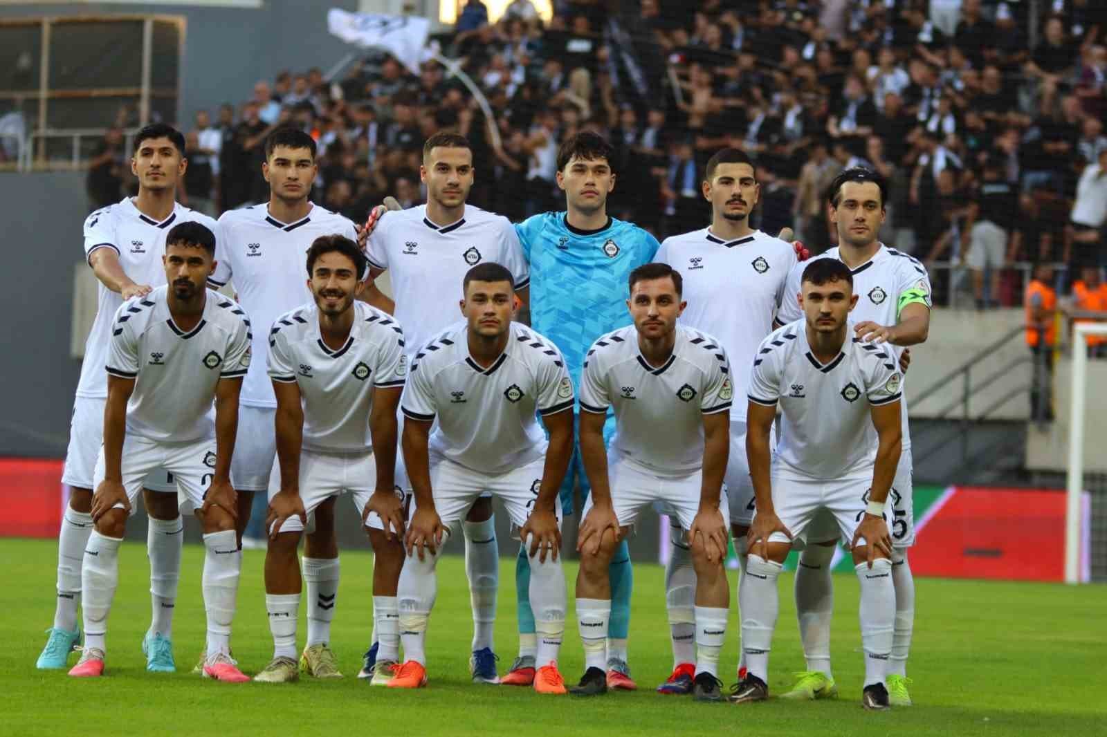 Altay Deplasmanda Yenilmezlik Serisini Sürdürüyor