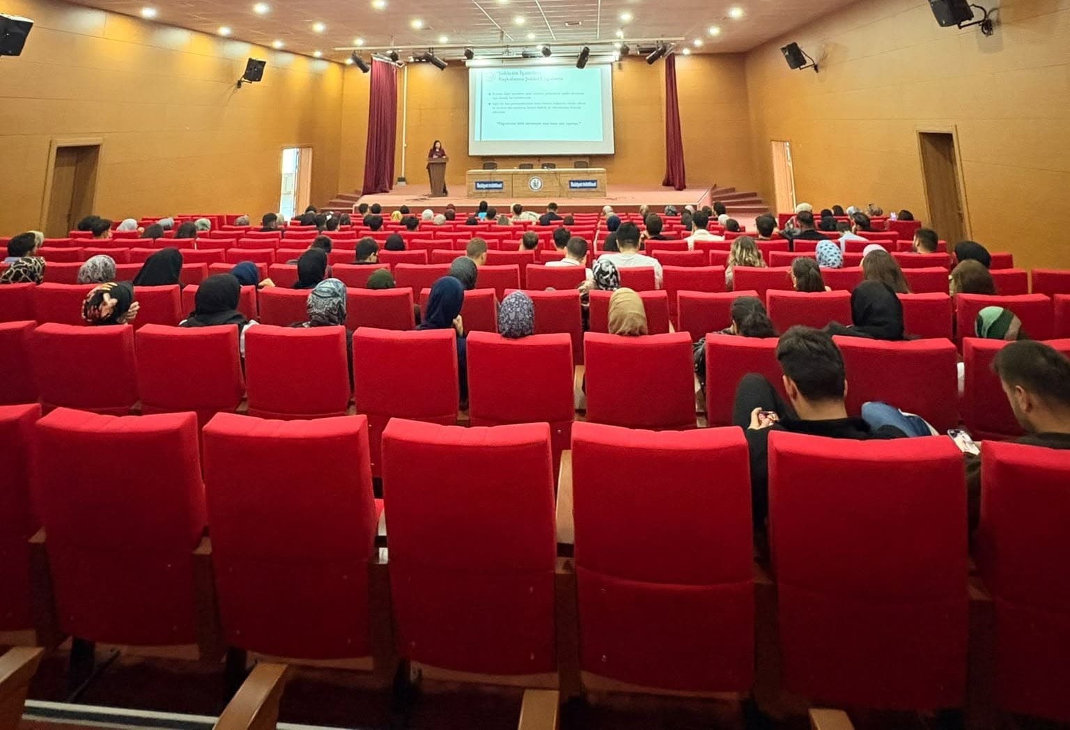 Bayburt'ta Üniversite Öğrencilerine Güvenli İlişkiler Eğitimi Verildi