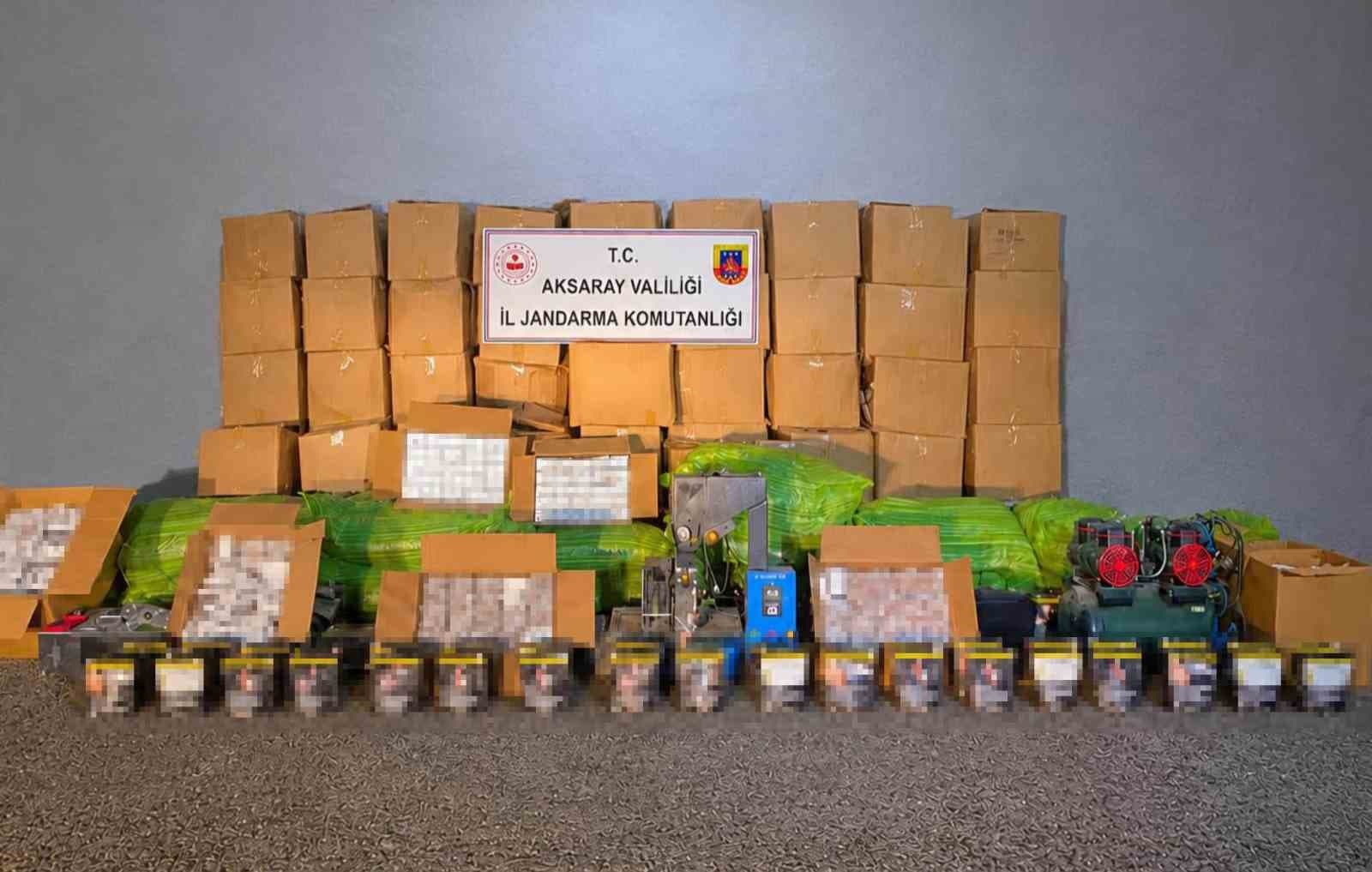 Aksaray'da Kaçak Sigara Operasyonu: Milyonluk Malzeme Ele Geçirildi