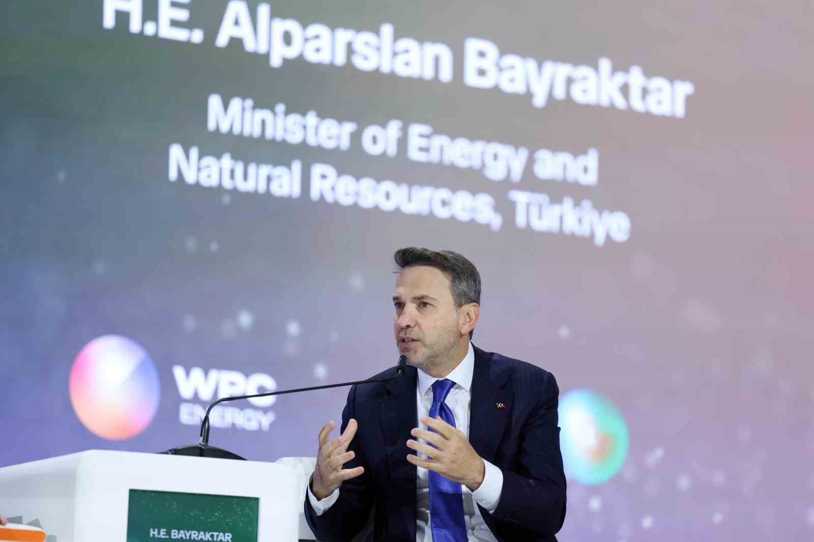 Bakan Bayraktar'dan Enerji Piyasalarının Dayanıklılığı İçin Küresel İş Birliği Çağrısı