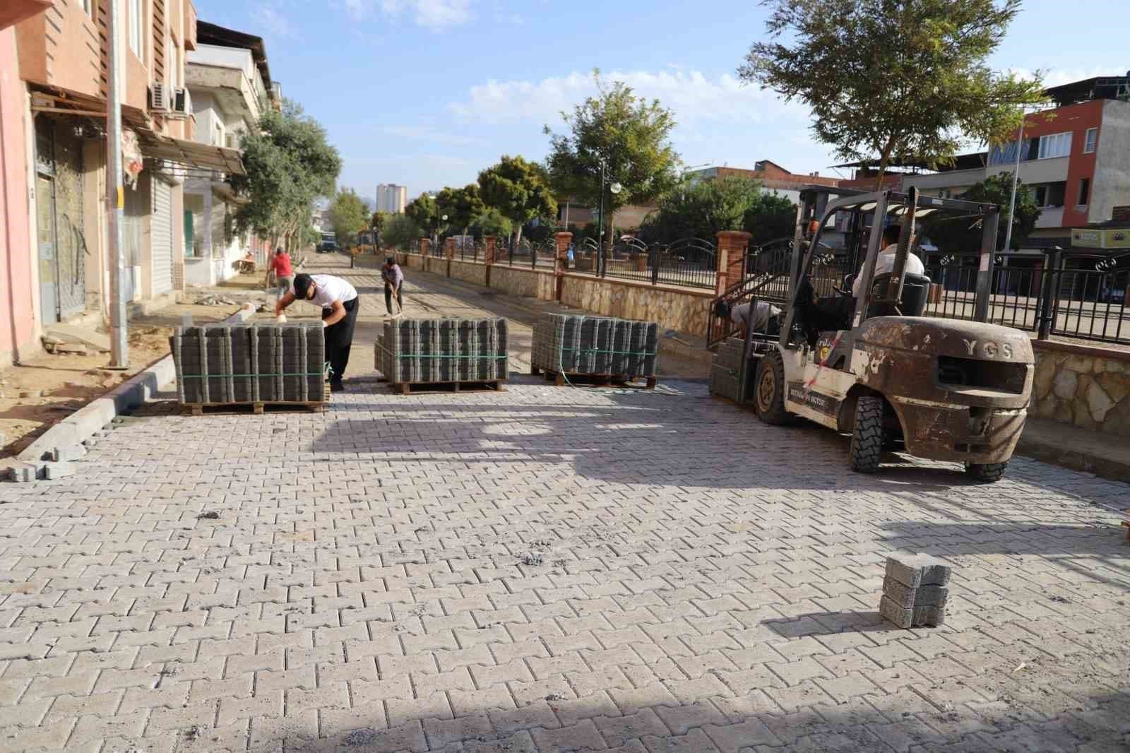 Nazilli'de Yeni Mahalle'de Yol Yenileme Çalışmaları Başladı