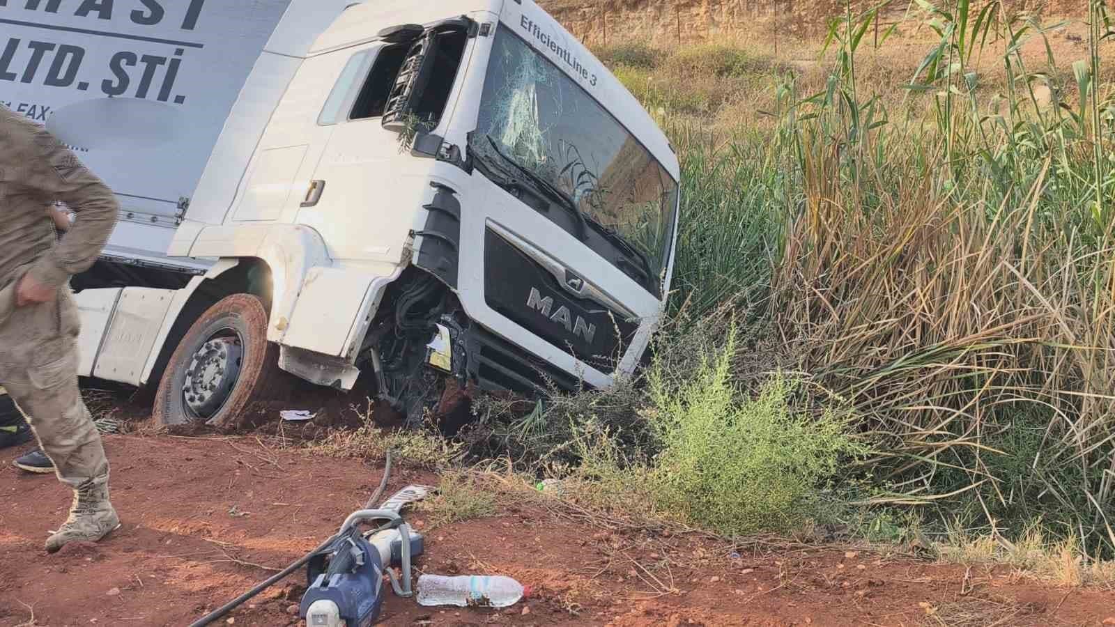 Cilvegözü Sınır Kapısı'nda Tır Kazası: 1 Yaralı