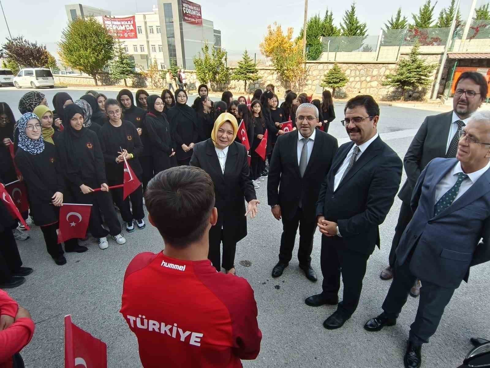 Bakan Yardımcısı Ökten ve Genel Müdür İşleyen Çorum'da Eğitimcilerle Buluştu