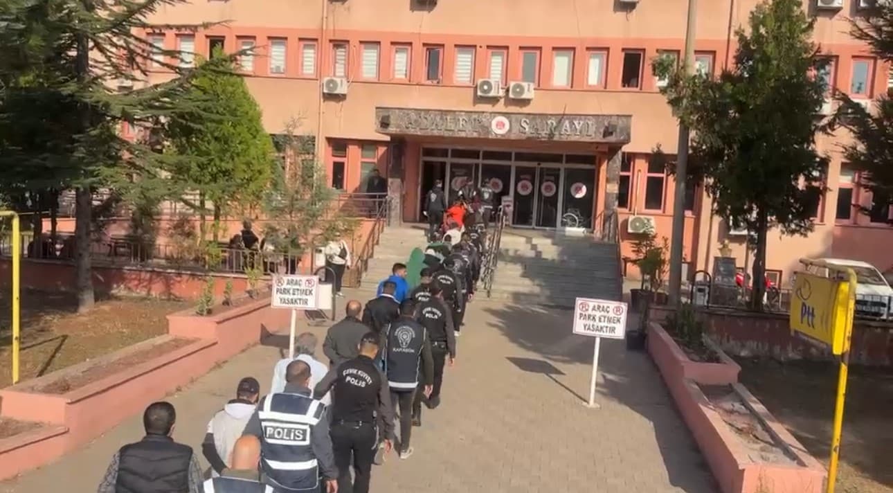 17 Milyon Liralık Siber Dolandırıcılık Operasyonu: 26 Tutuklama