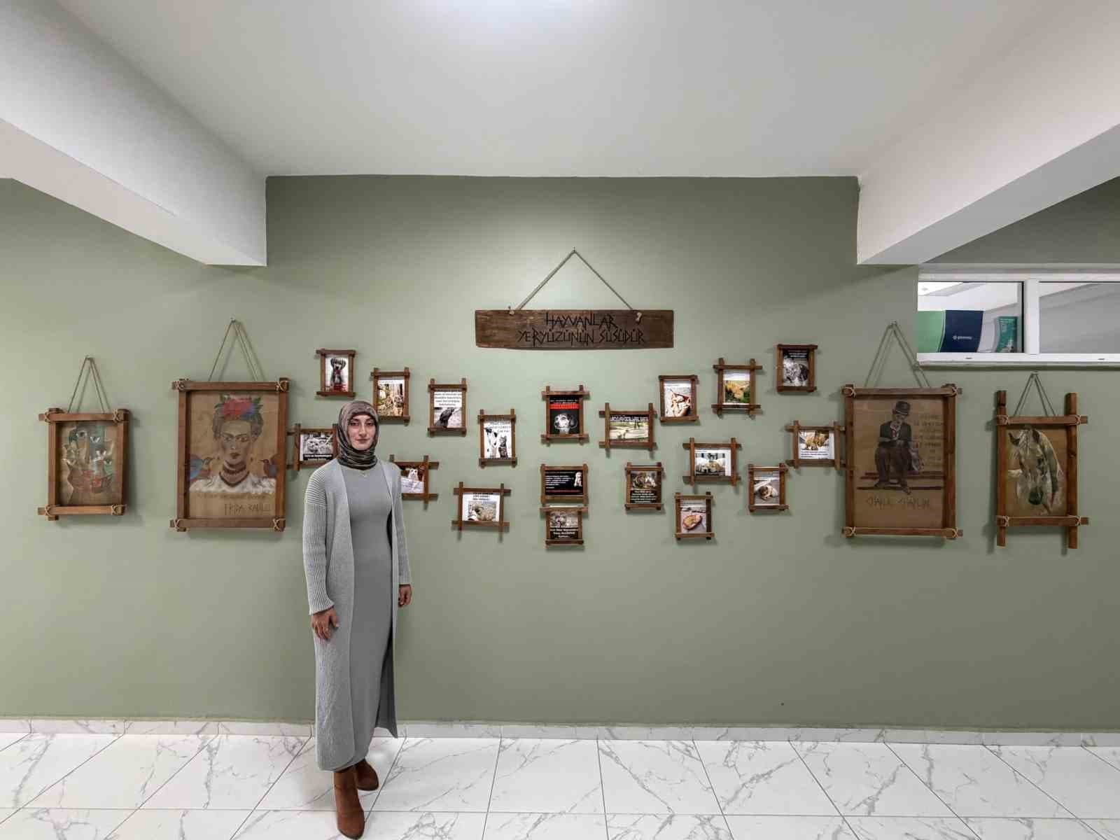 Felsefe Öğretmeninden Öğrencilerine Merhamet ve Hayvan Sevgisi Aşısı