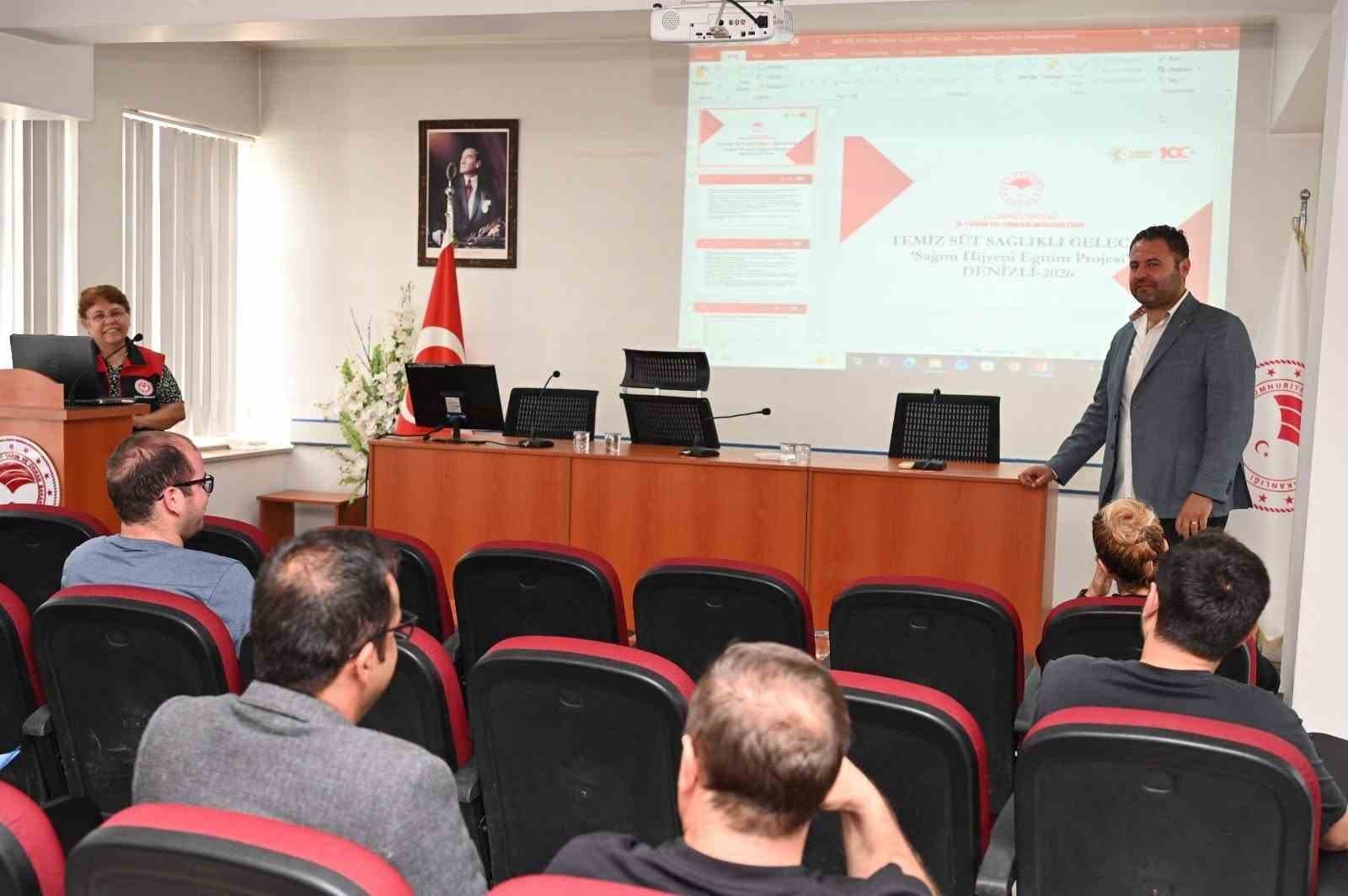 Denizli'de Süt Üreticilerine Hijyen ve Ekipman Desteği