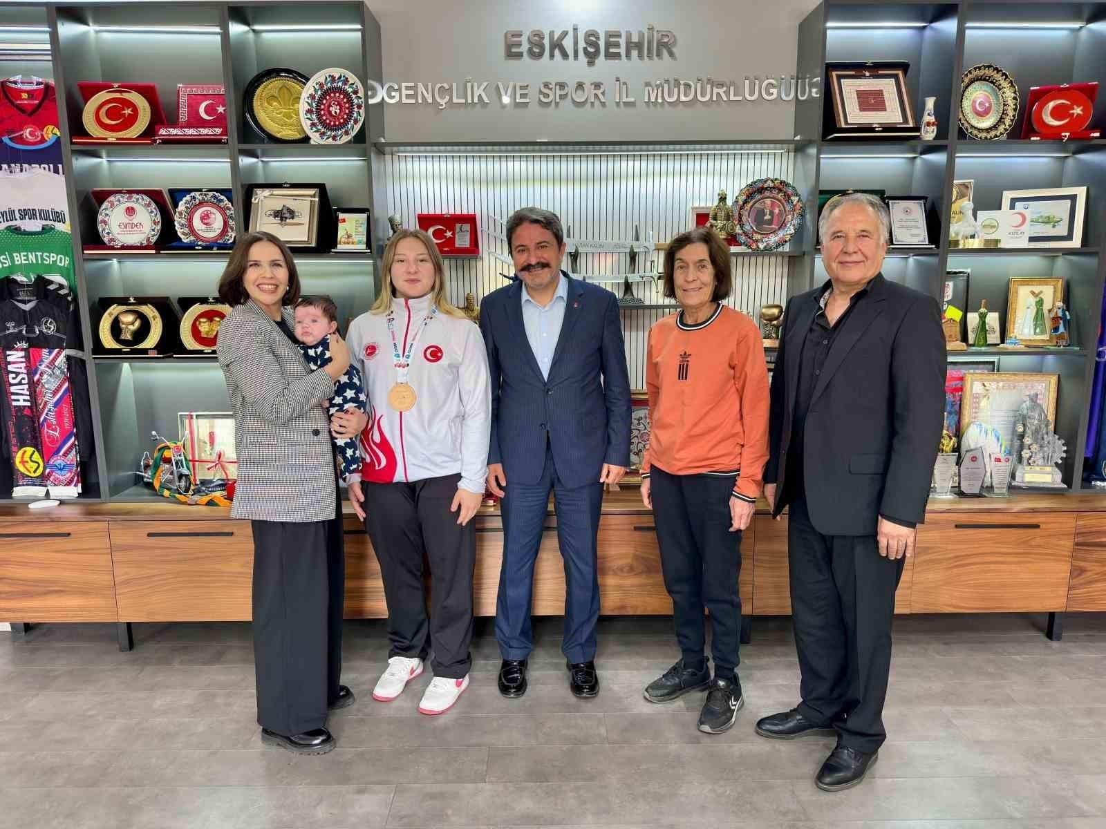 Eskişehirli Sporcu Melek Ensağlam Dünya Üçüncüsü Oldu