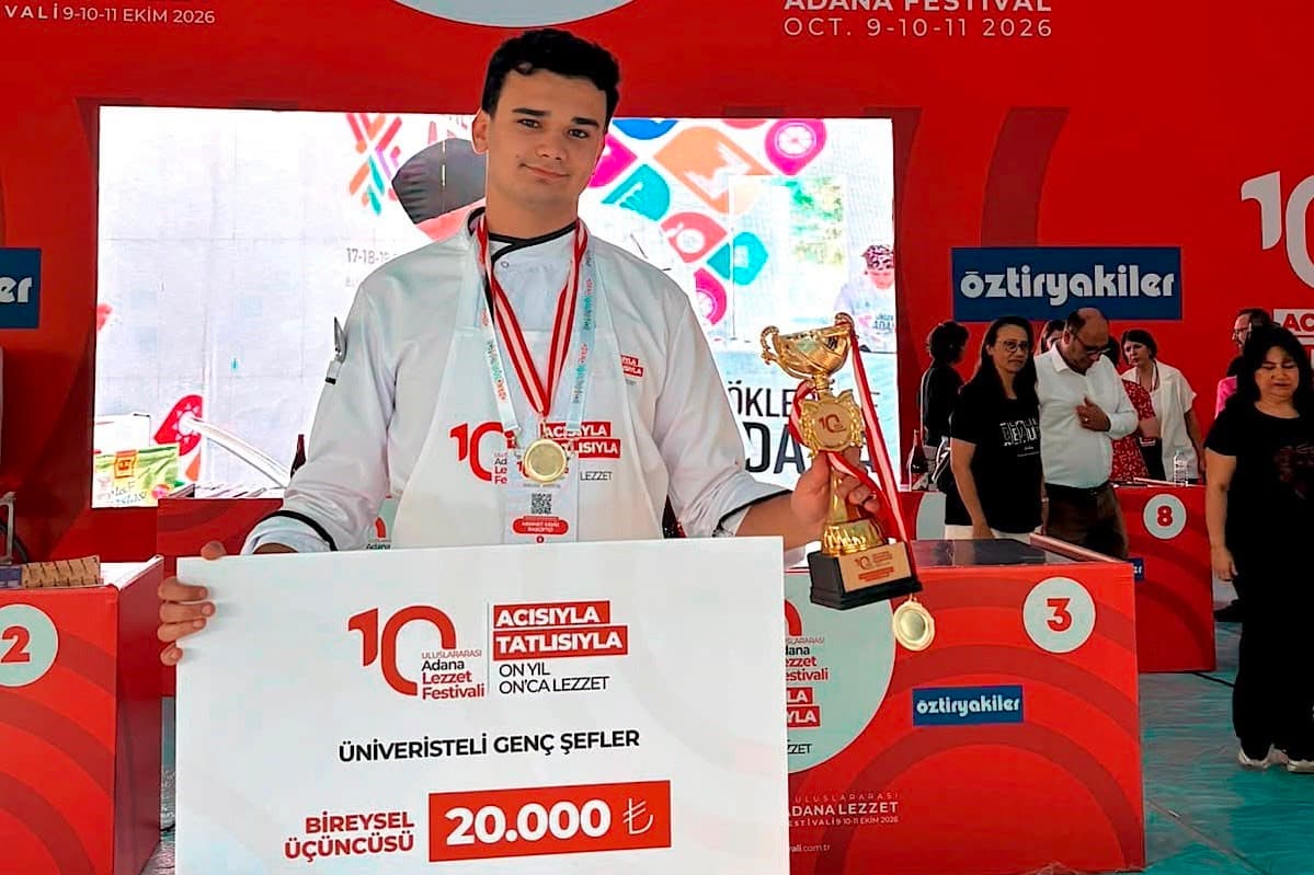 Kapadokya Üniversitesi Öğrencileri Adana Lezzet Festivali'nde Derece Aldı