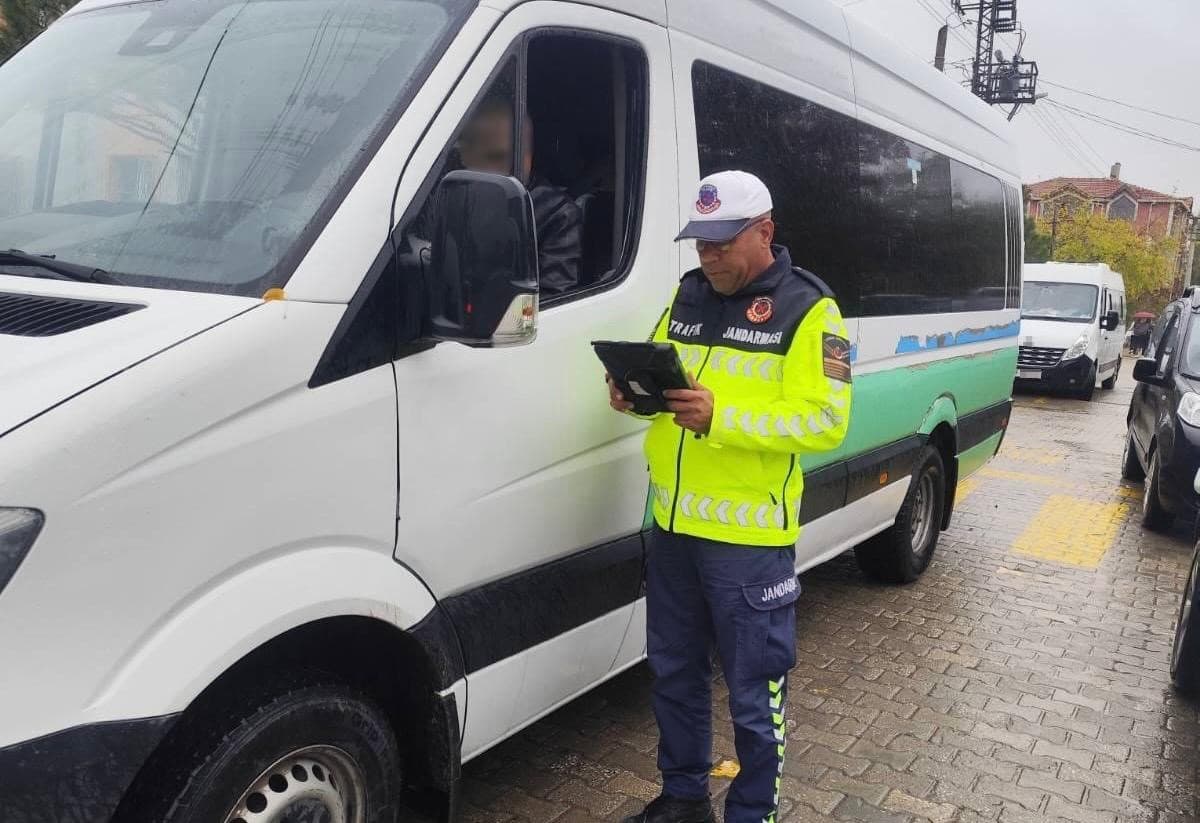 Hayrabolu'da Okul Servislerine Jandarma Denetimi