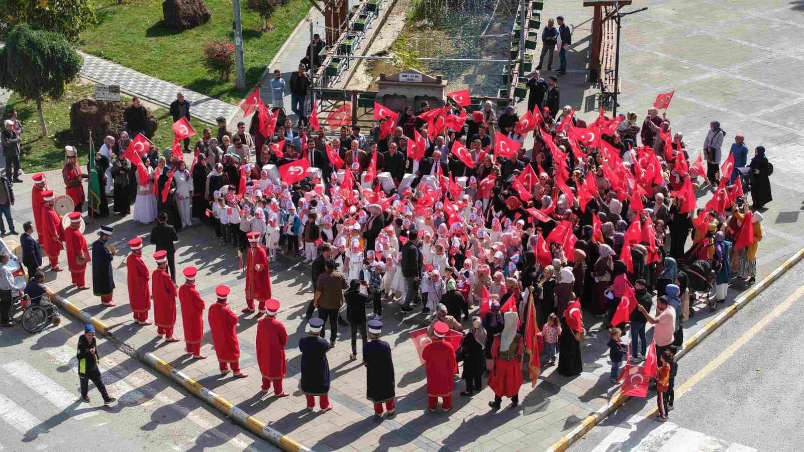 Yahyalı'da 161 Öğrenci İçin Geleneksel Âmin Alayı ve Bed’-i Besmele Töreni Düzenlendi