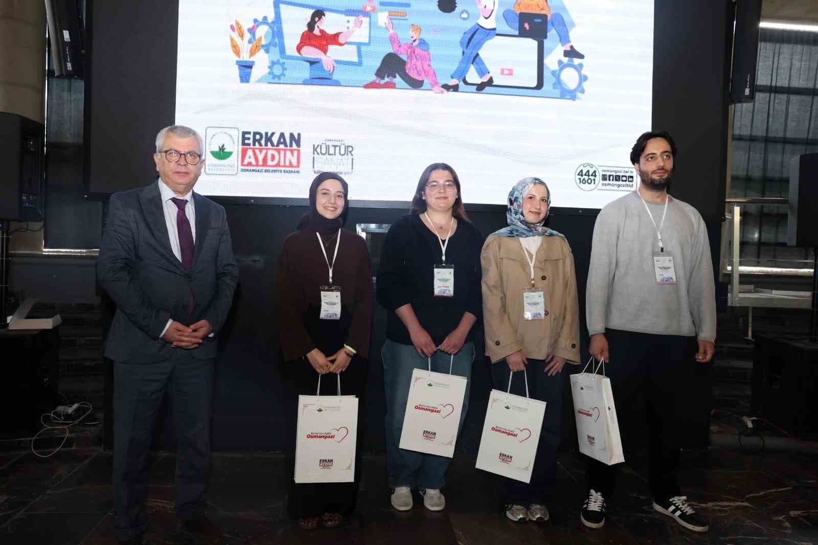 Osmangazi'de Gençlerin Kent Vizyonu: Hackathon'da Yenilikçi Projeler Yarıştı