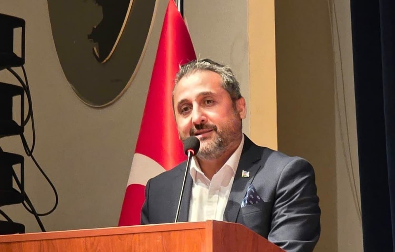 İZAZDER Başkanı Perviz Altay'dan Türkiye-Azerbaycan Kardeşliği İçin Sağduyu Çağrısı