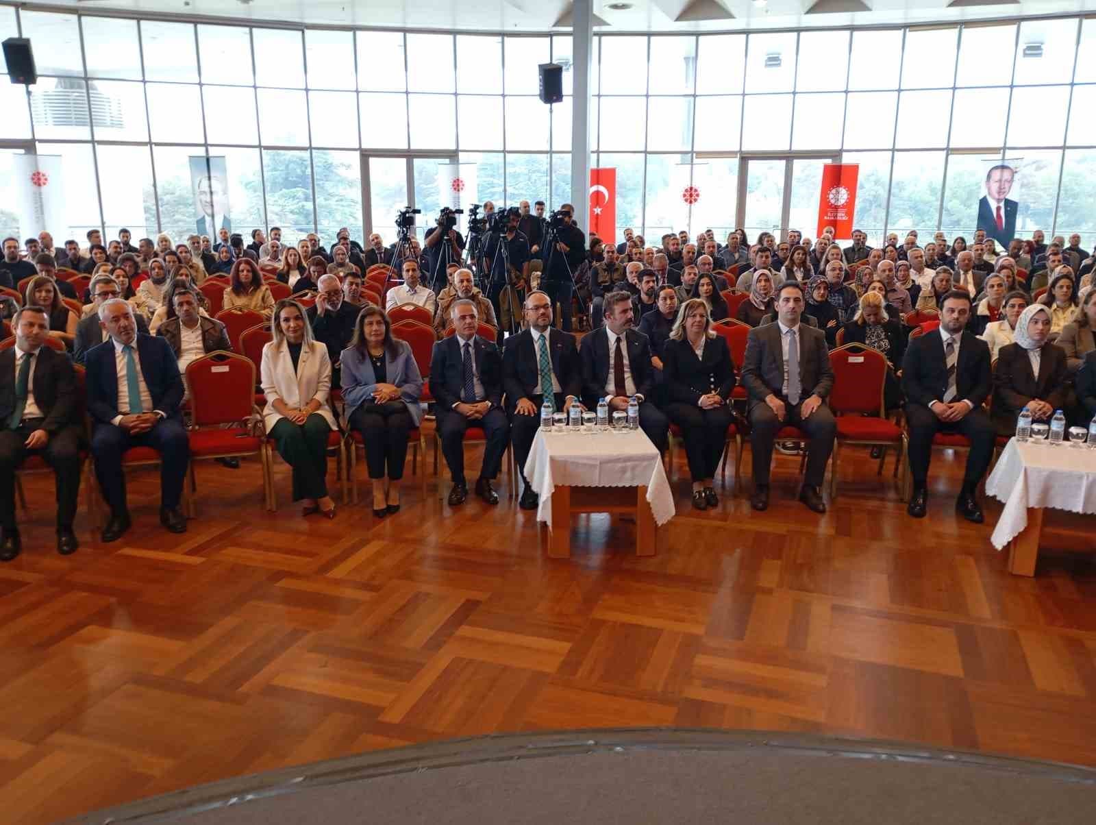 Bursa'da Kamu İletişimi ve Dezenformasyonla Mücadele Eğitimi Düzenlendi