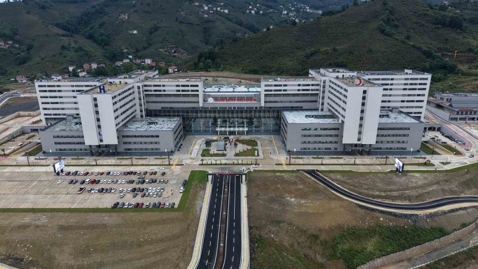 Ordu Şehir Hastanesi'nin Otopark Kapasitesi İki Katına Çıkarılıyor
