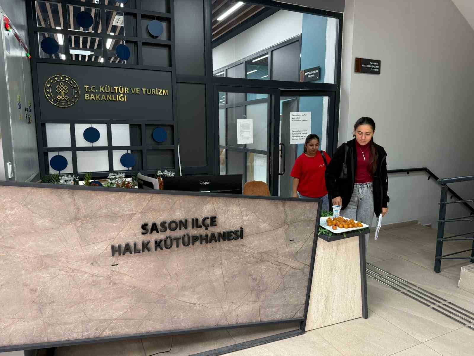 Sason'un En Çok Ziyaret Edilen Kütüphanesinde Öğrencilere Özel İkramlar