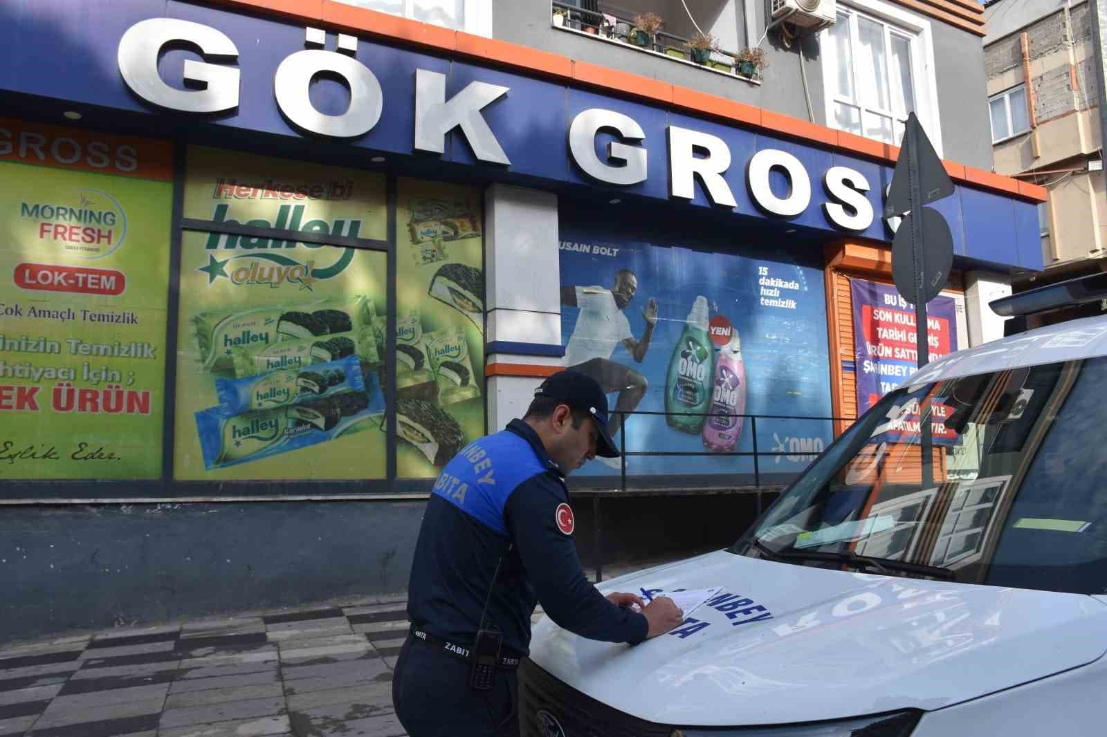 Tarihi Geçmiş Ürün Satan İki Market Mühürlendi
