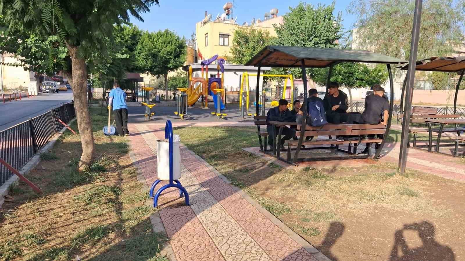 Akdeniz'de Yeşil Alanlar ve Parklar Modernize Ediliyor
