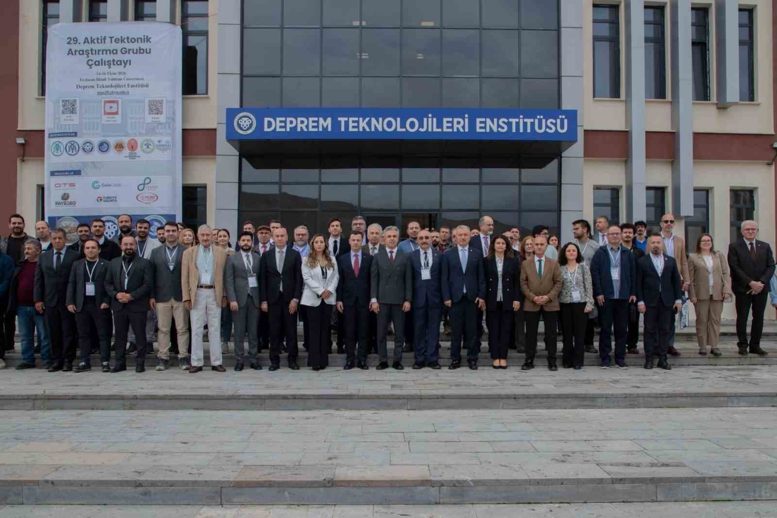 Erzincan'da 29. Aktif Tektonik Araştırma Grubu Çalıştayı Başladı