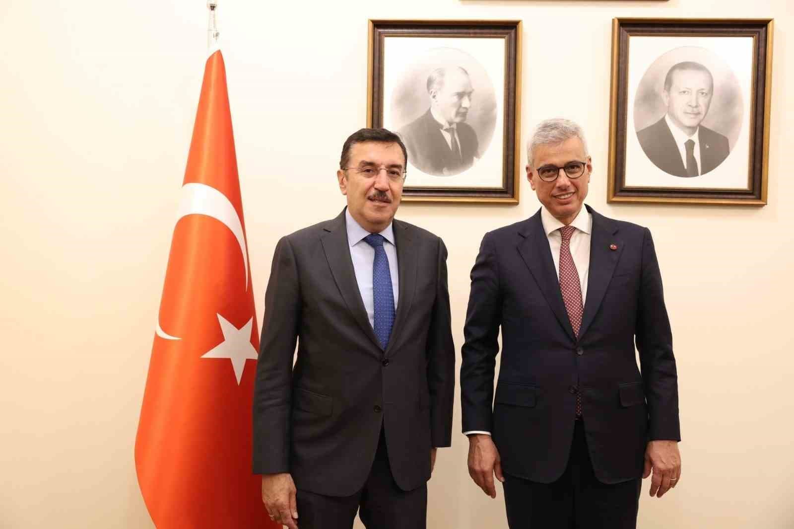 Milletvekili Tüfenkci, Malatya'nın Sağlık Yatırımlarını Bakan Memişoğlu ile Görüştü