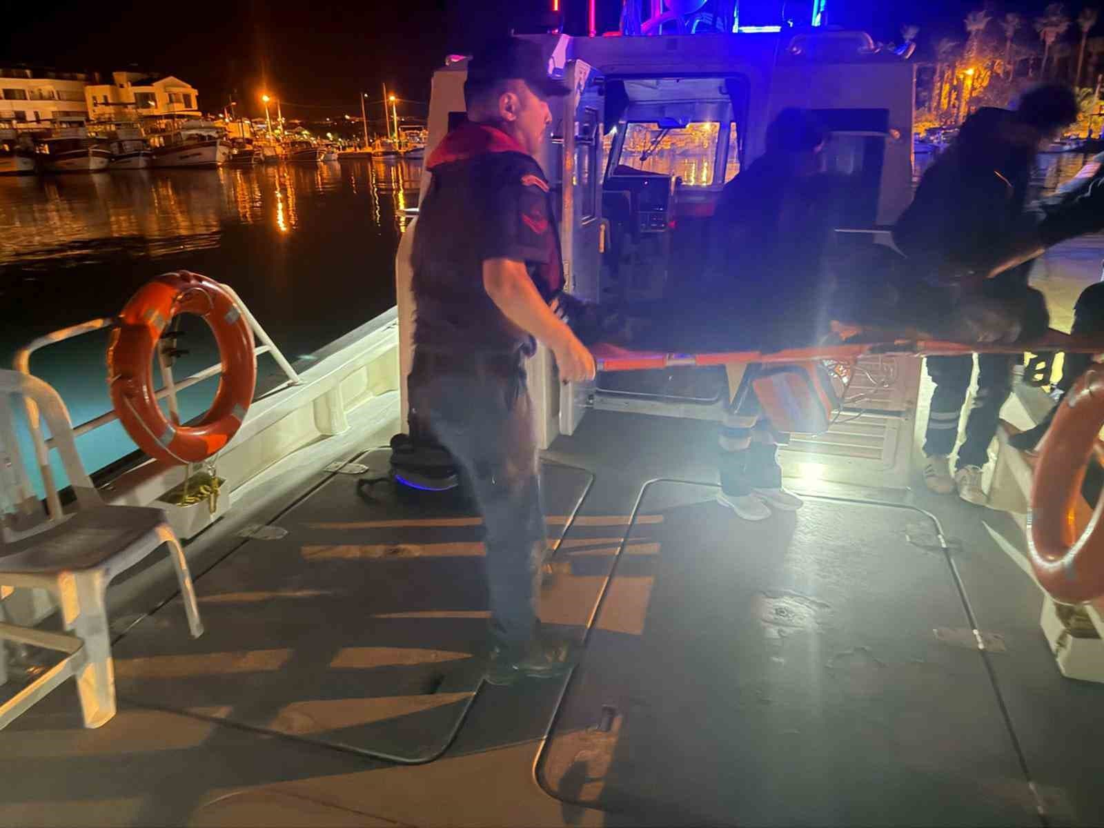 Datça Açıklarında Rahatsızlanan Gemi Personeli Denizden Tahliye Edildi