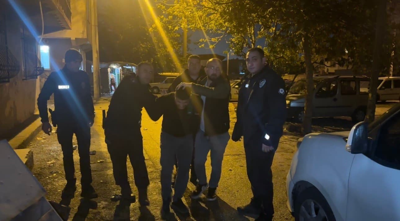 Bursa'da Firariyi Yakalama Operasyonunda Silahlı Direniş