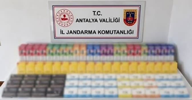 Antalya'da Kaçak Tütün Operasyonu: Çok Sayıda Ürün Ele Geçirildi