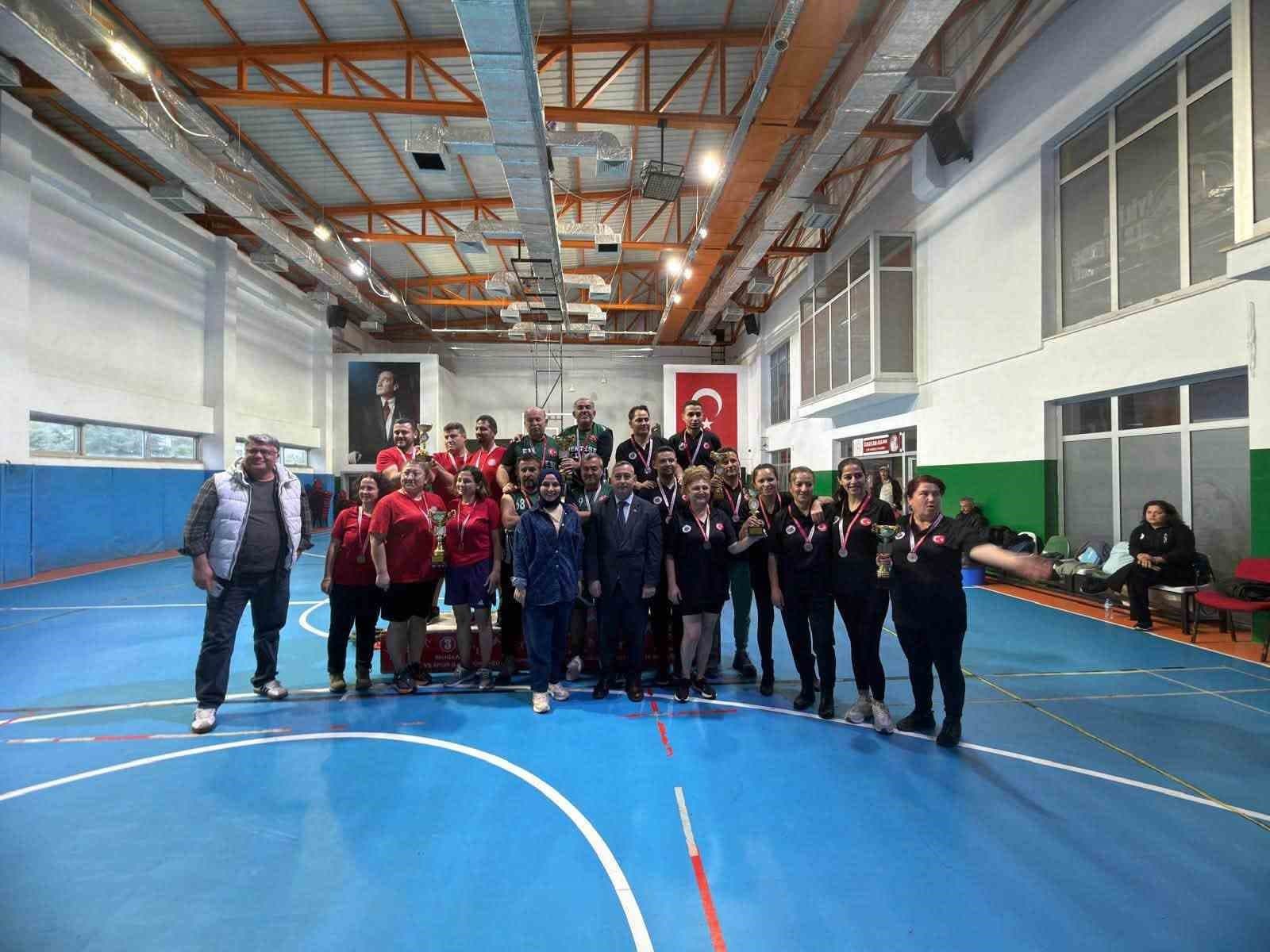 Muğla'da Kamu Personeli Masa Tenisi Heyecanına Ortak Oldu