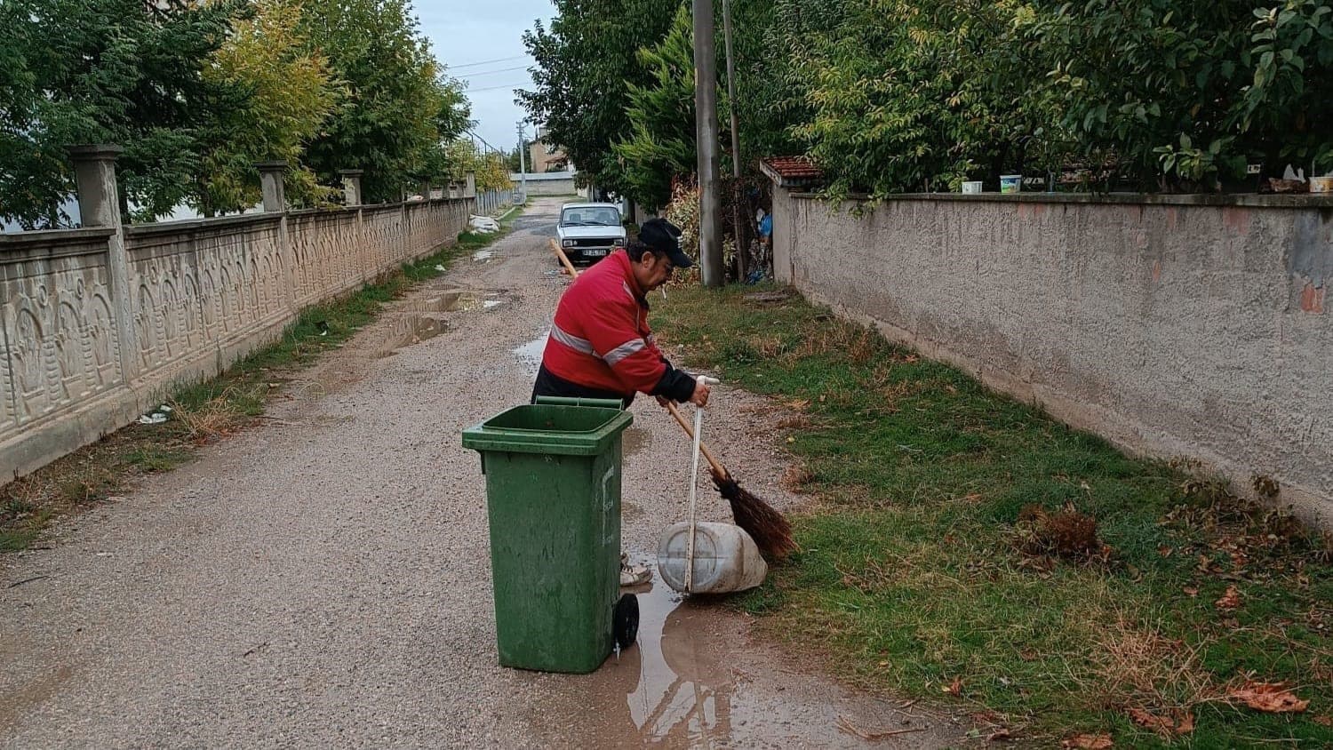 Bolvadin'de Kapsamlı Temizlik Çalışmaları Devam Ediyor