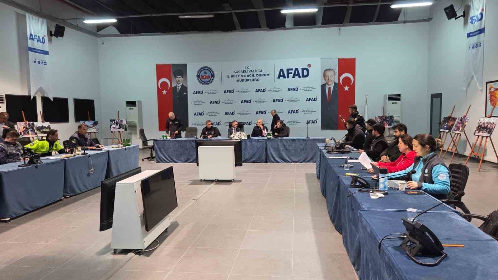 Kocaeli'de Şiddetli Yağışlar İçin Kriz Masası Kuruldu