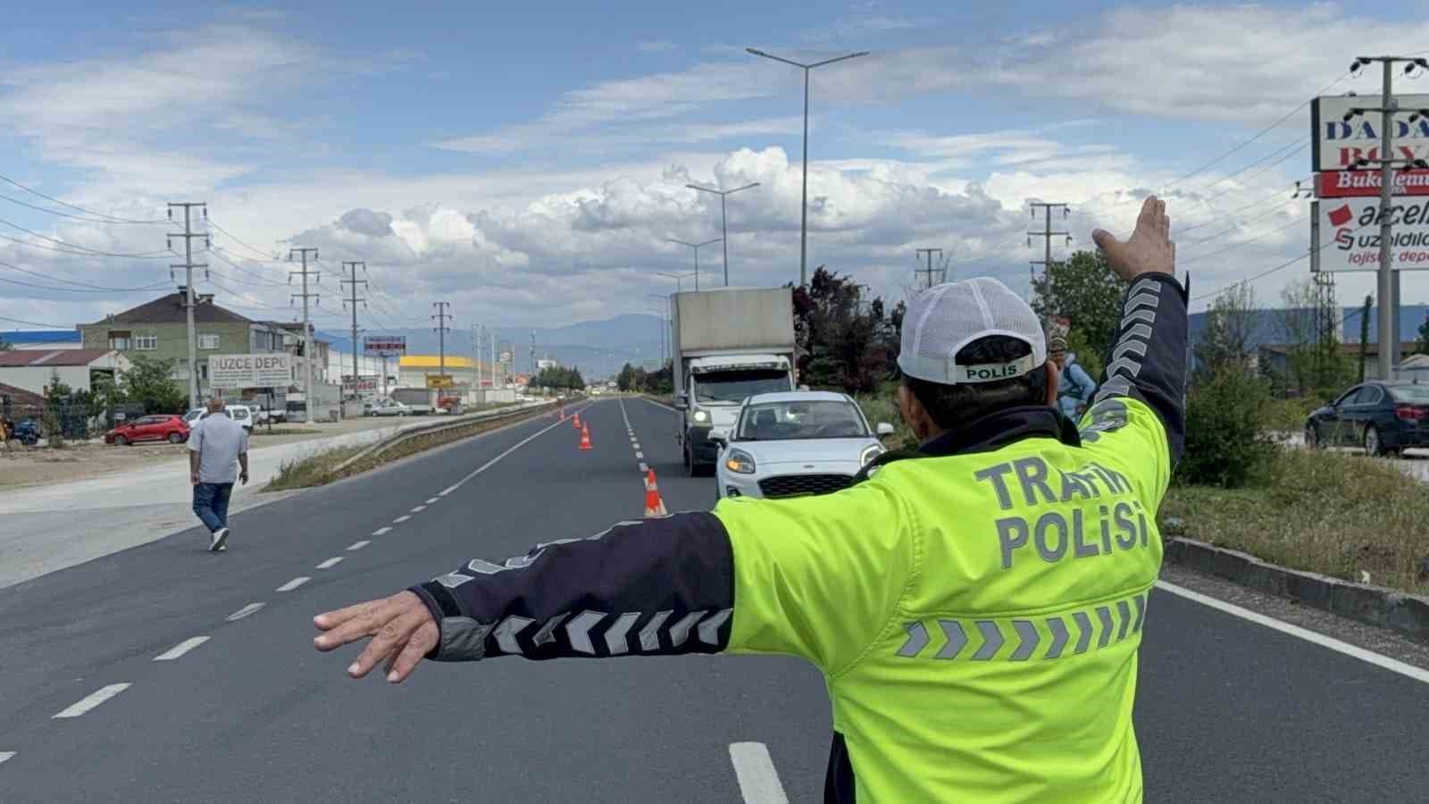 Düzce'de Trafik Denetimleri: Binlerce Araç Kontrol Edildi