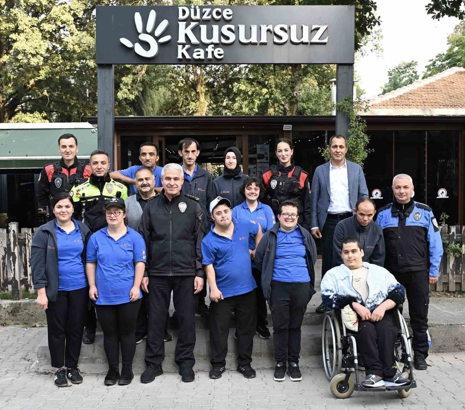Emniyet Müdürü İbrahim Ergüder'den Kusursuz Kafe'ye Ziyaret