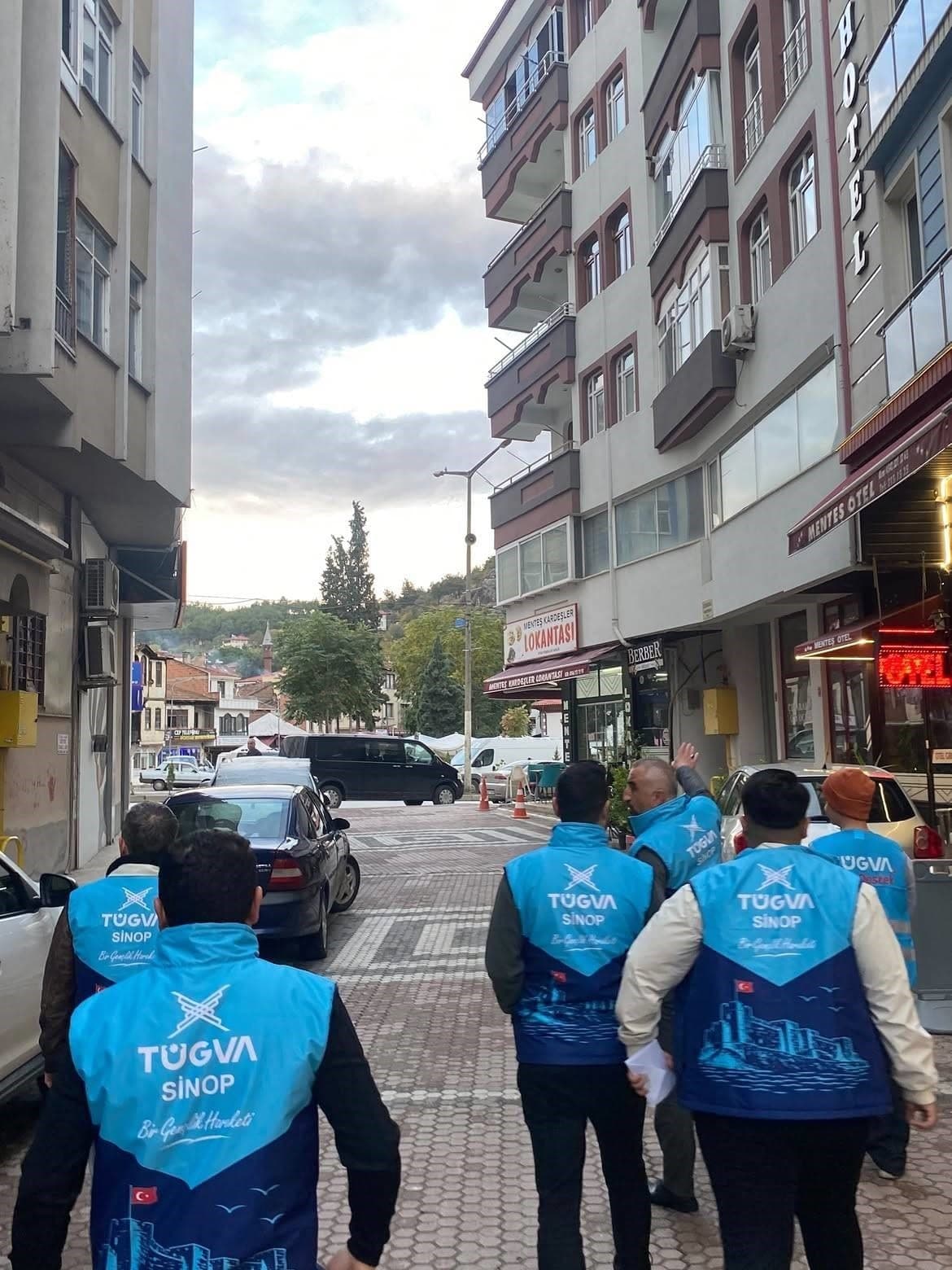 Boyabat'ta Esnafa Anlamlı Siftah Sürprizi