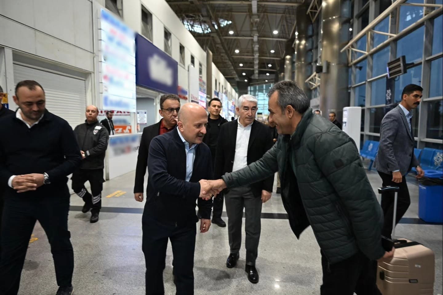 Vali Varol'dan Otobüs Terminaline Ziyaret