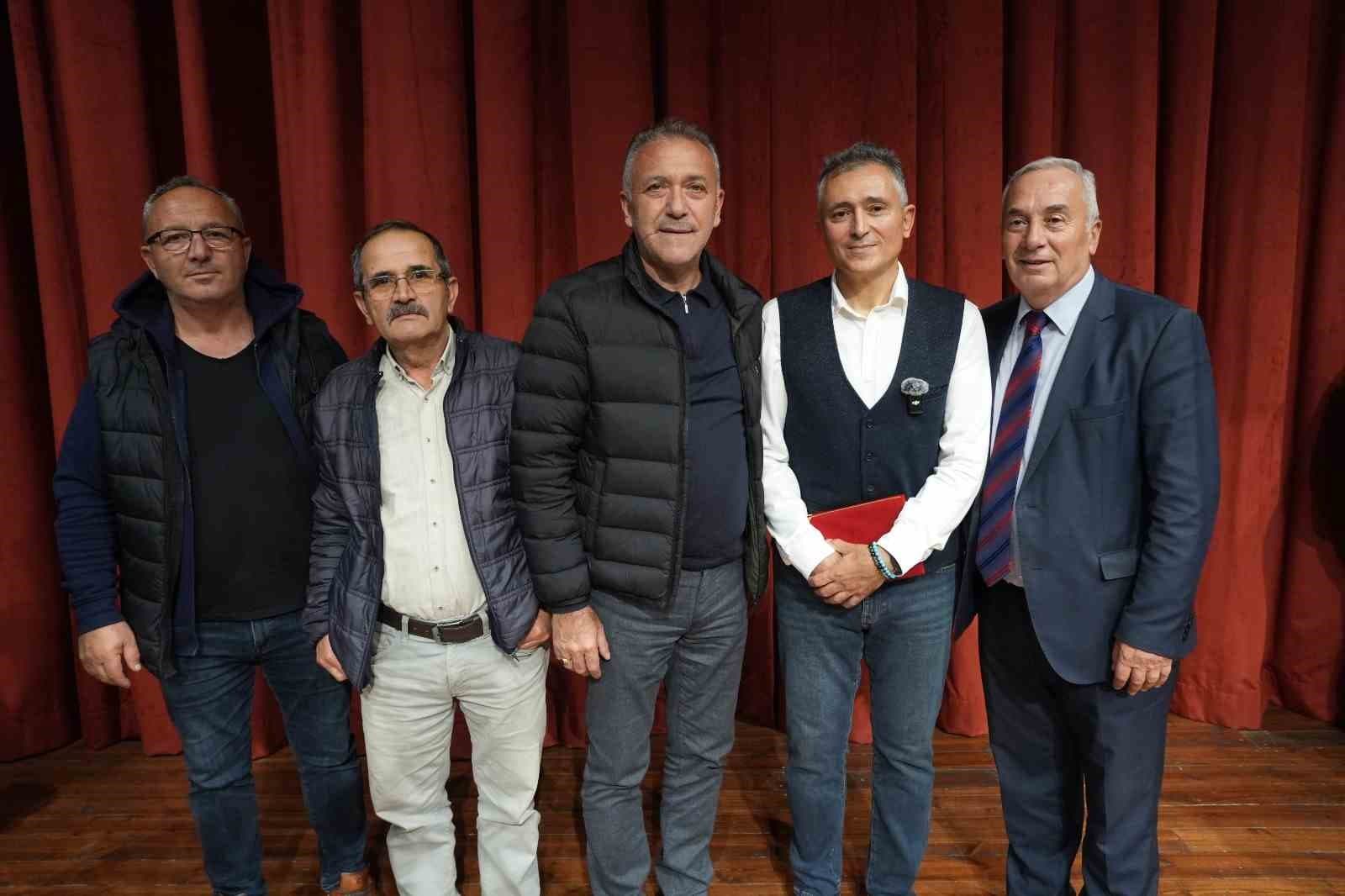 Atakum'da Türk Edebiyatının Ustaları Anıldı