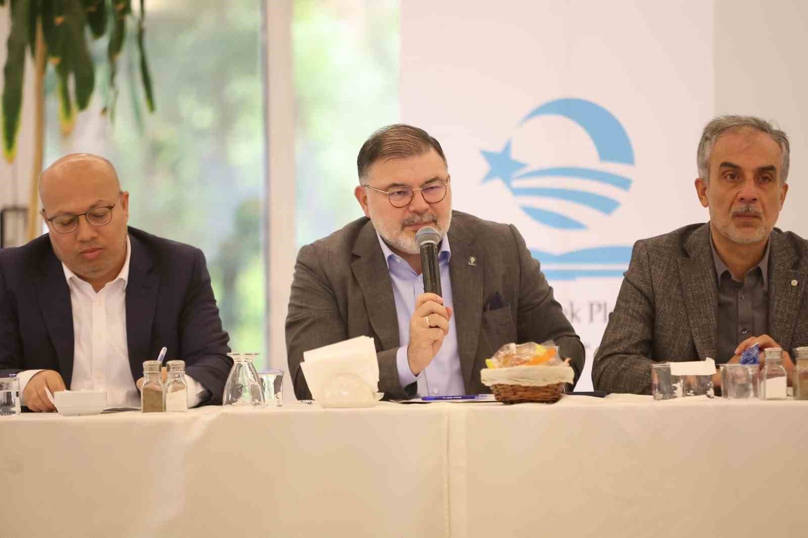 Başkan Saygılı'dan Eğitime Destek Platformu'na Ziyaret