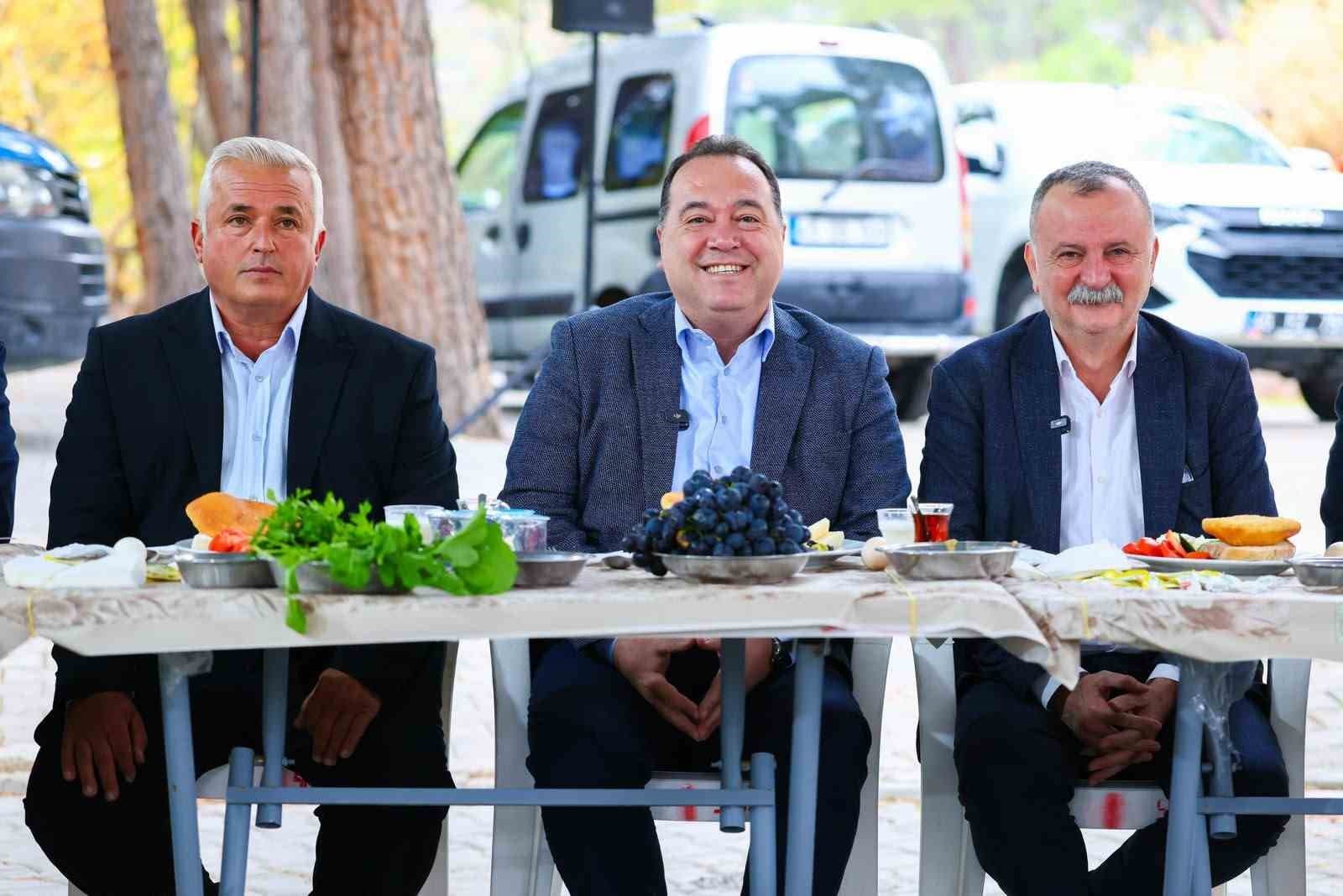 Başkan Dutlulu'dan Yuntdağı Bölgesine Yol ve Sosyal Tesis Müjdesi