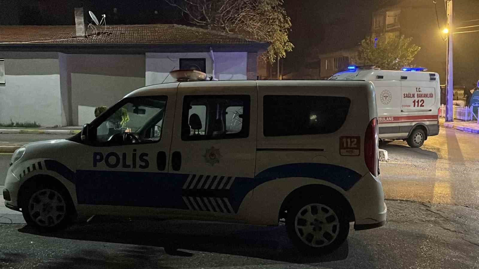 Çorum'da 18 Yaşındaki Genç Bıçaklı Saldırıya Uğradı