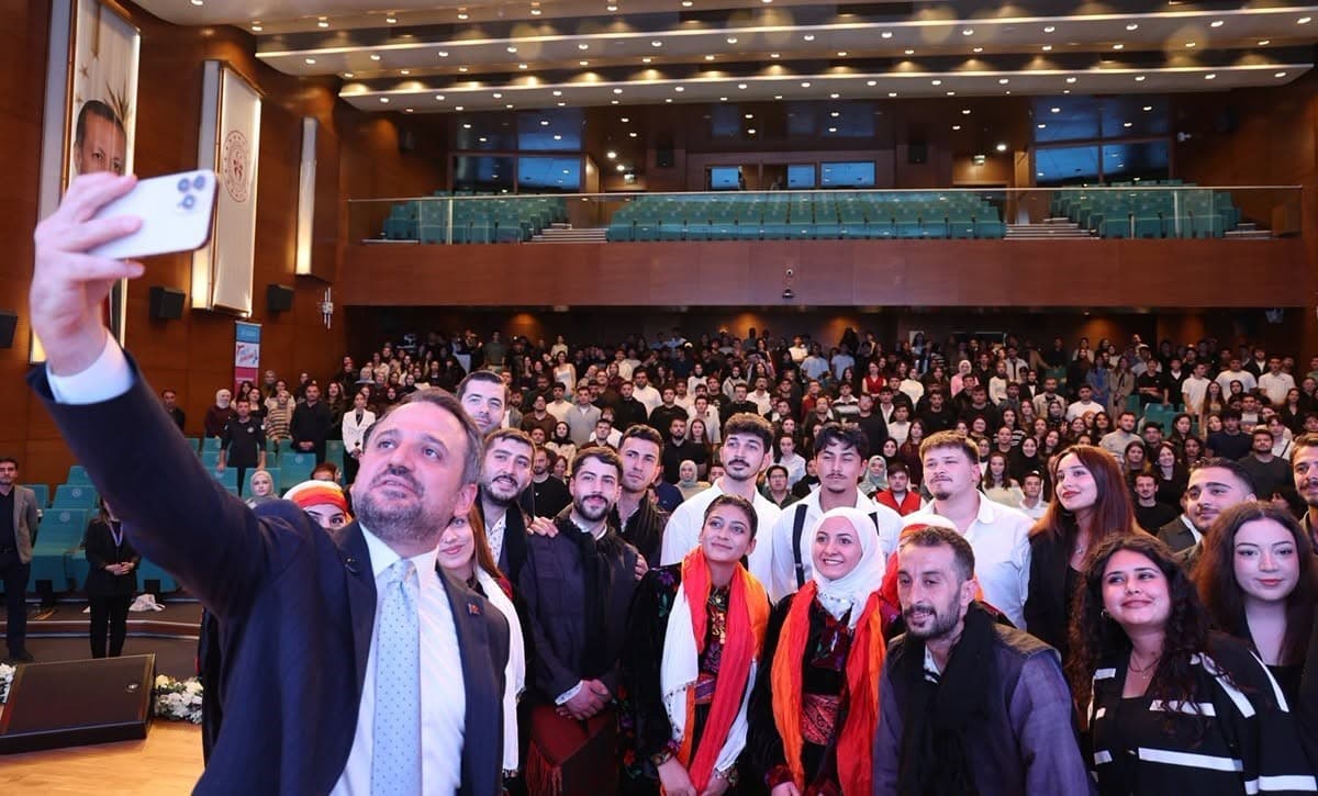 BAÜBİS Öğrencileri "Gençler Bakanlığında" Programına Katıldı