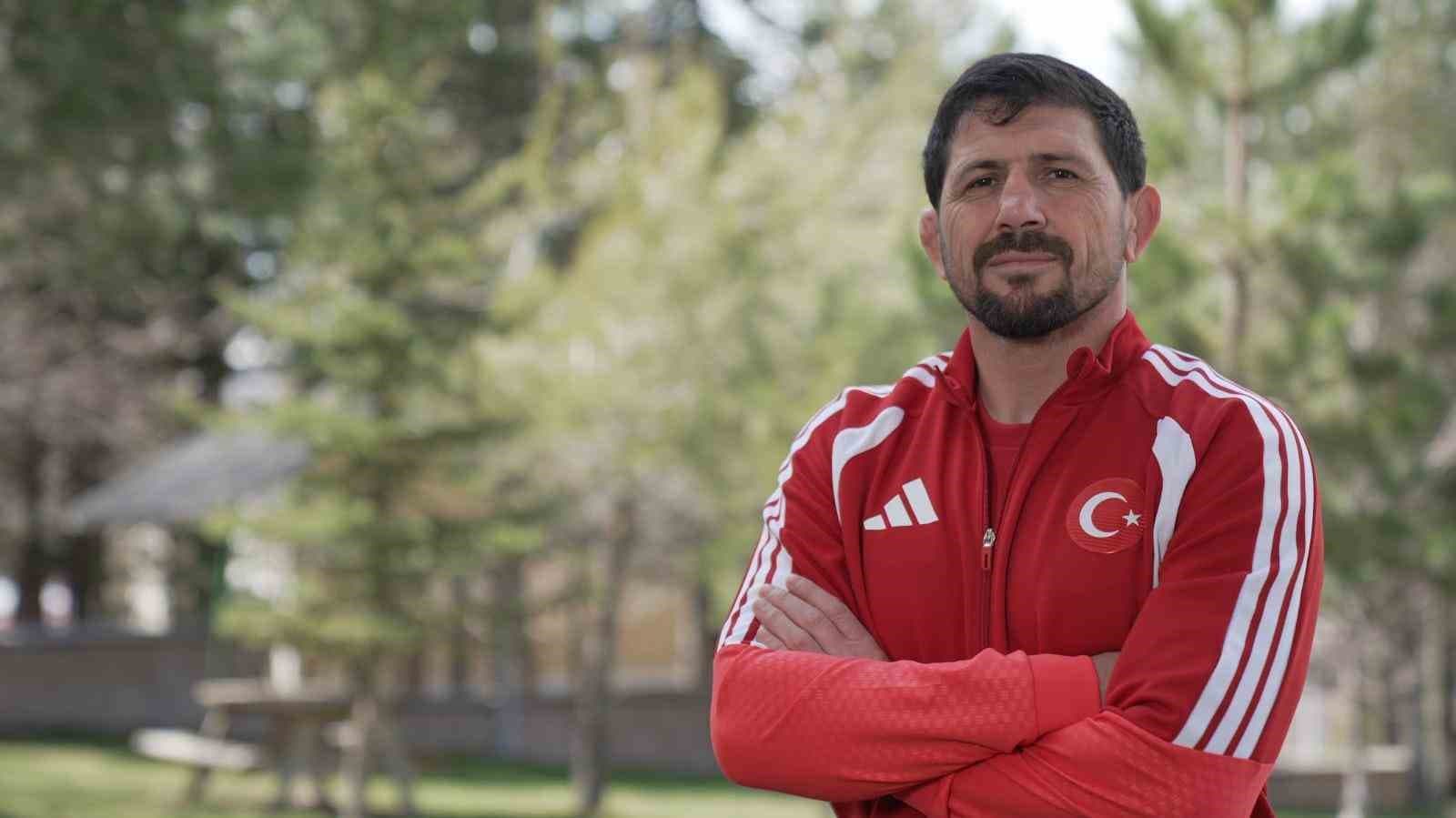 Ayhan Sucu: Dünya Şampiyonası'ndaki Temel Hedefimiz İstiklal Marşı'nı Okutmak