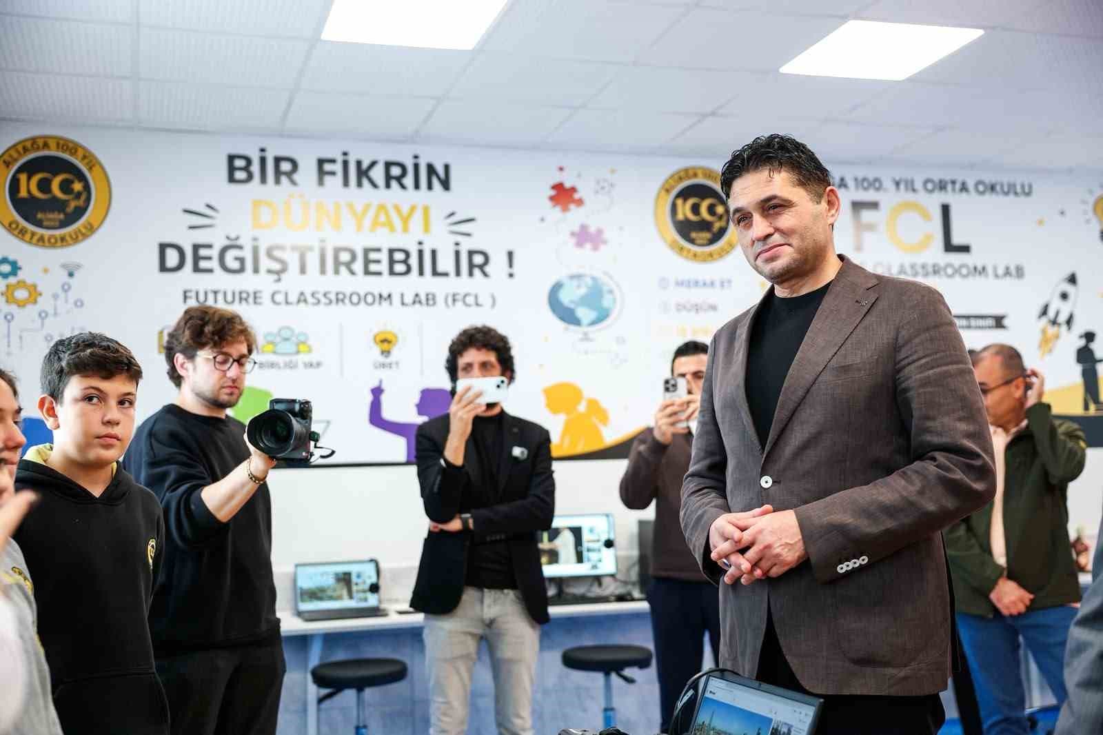 Aliağalı çocuklara ’Geleceğin sınıfı’