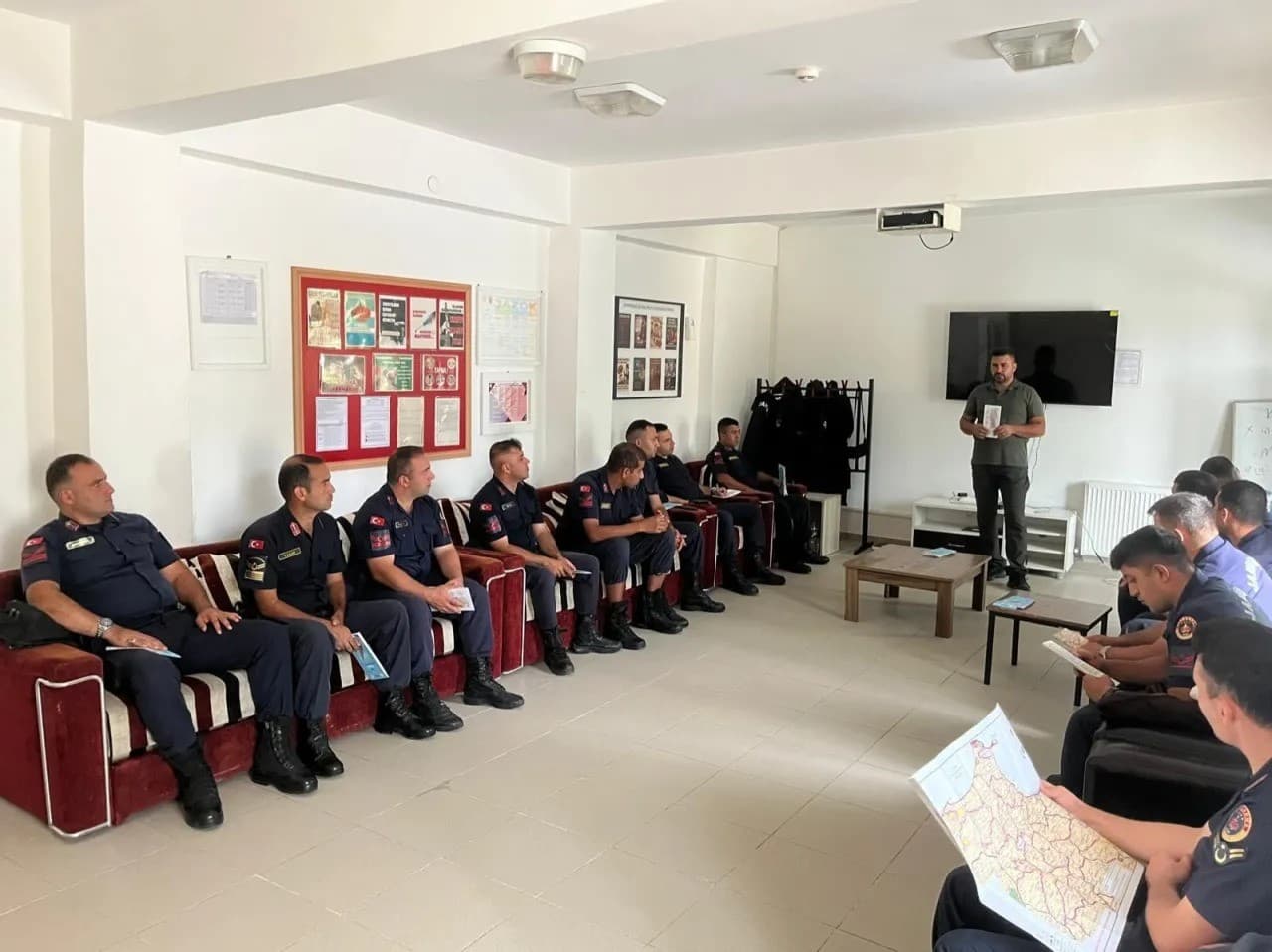 Sinop’ta jandarmaya Kara Avcılığı Kanunu eğitimi