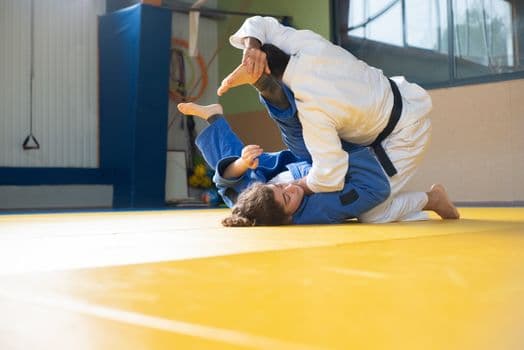 Sivas'ta Karate Heyecanı: 200 Sporcu Madalya İçin Yarıştı